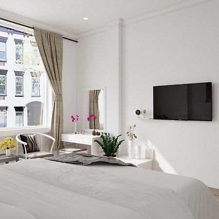 Hotel Wahalla - Ben Thanh Market Ho Chi Minh City Bagian luar foto